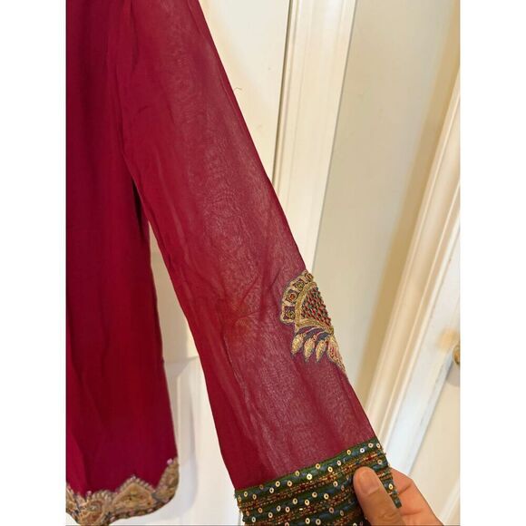 Fuschia Embellished Churidaar - Picture 4 of 15